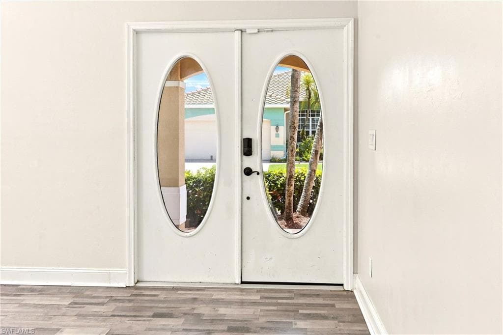 13031 Shoreside Ct, Fort Myers, photo 3