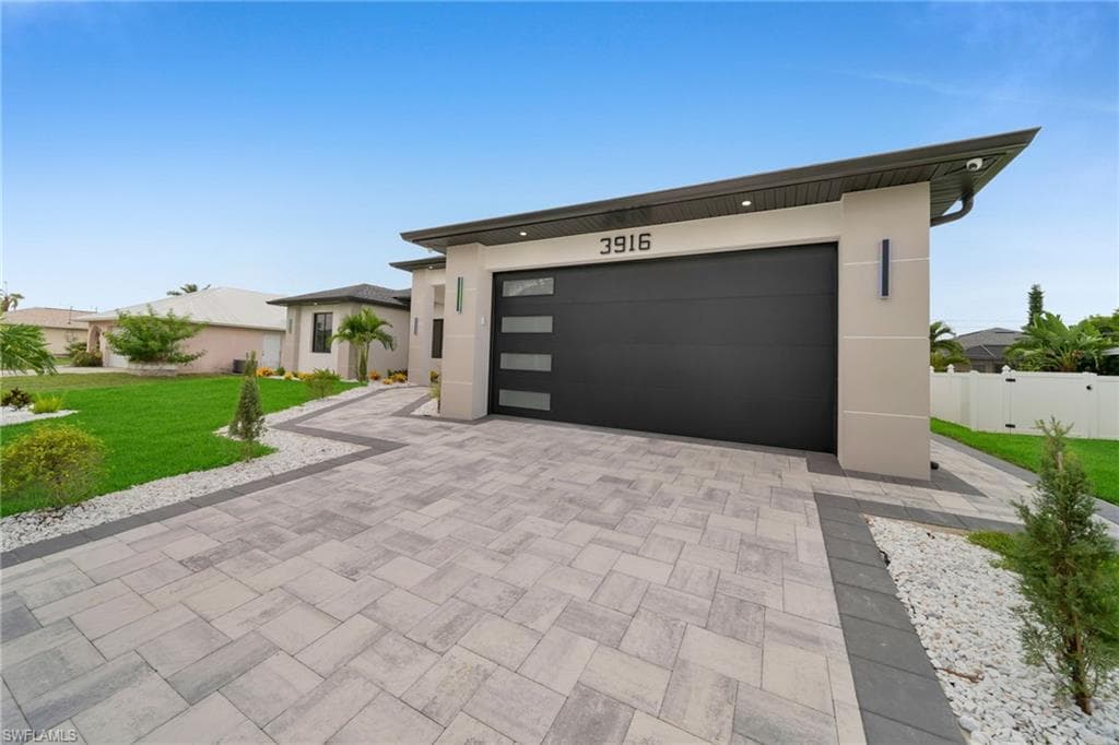 3916 20th Ave, Cape Coral, photo 3