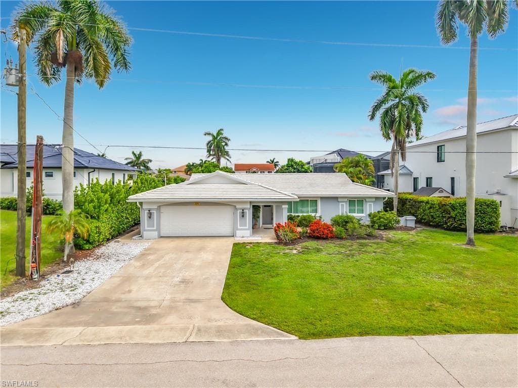 225 3rd St, Bonita Springs, photo 2