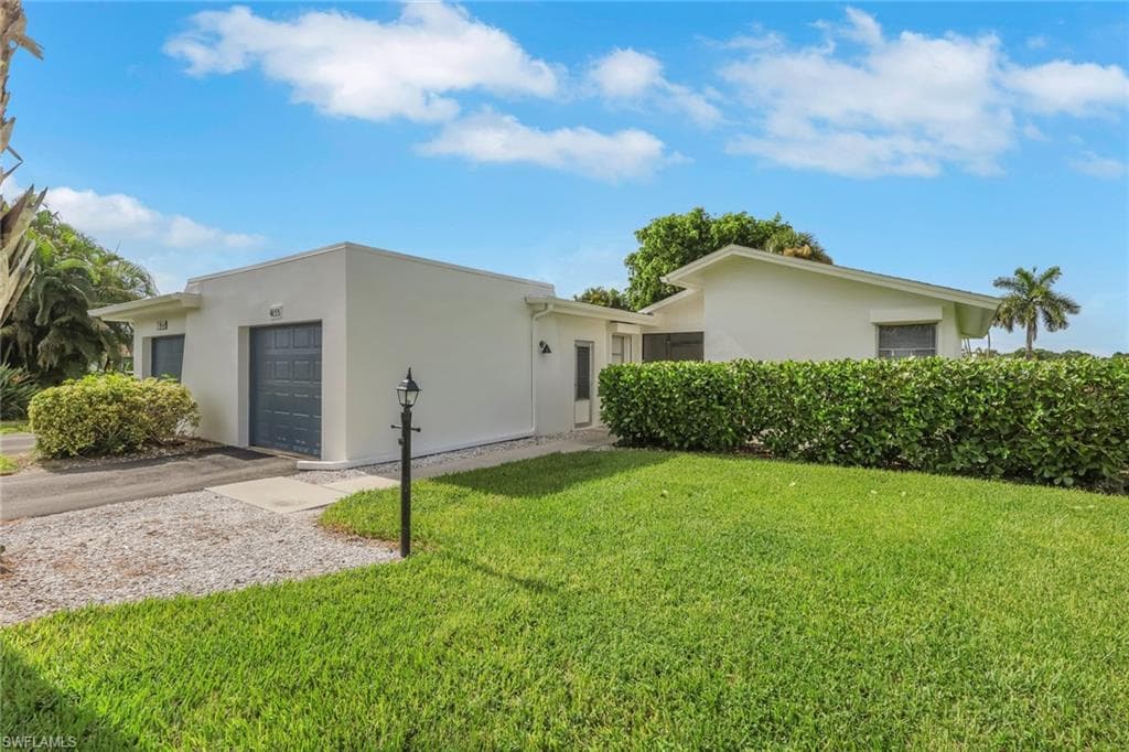 4133 Lakewood Blvd #e27, Naples