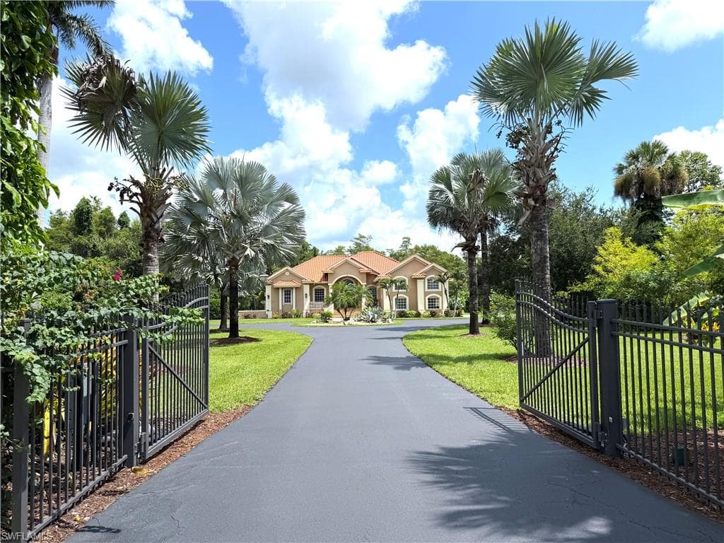 491 16th Ave, Naples, photo 2