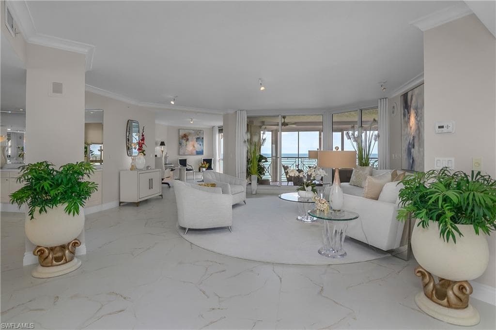 4021 Gulf Shore Blvd #903, Naples, photo 2