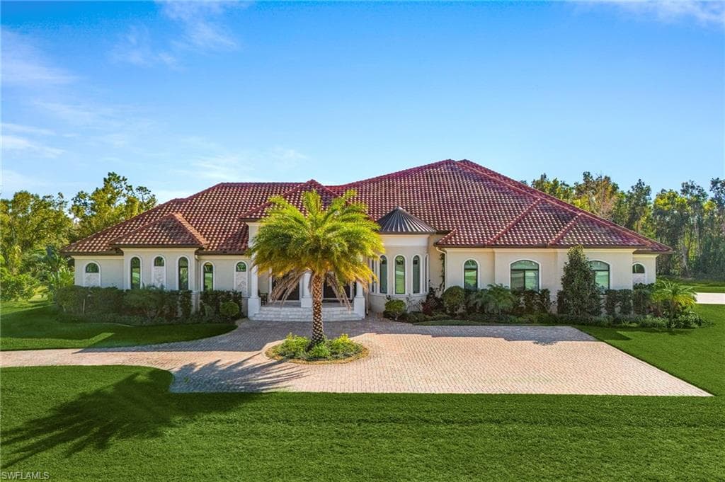 8250 Penzance Blvd, Fort Myers