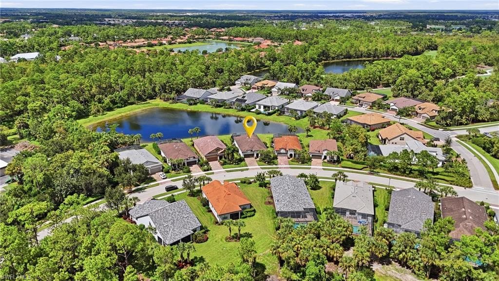 8877 Horned Lark Dr, Naples, photo 2
