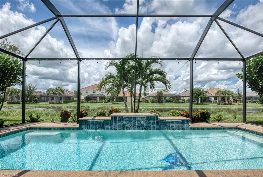 2133 Clementine St, Naples, photo 2