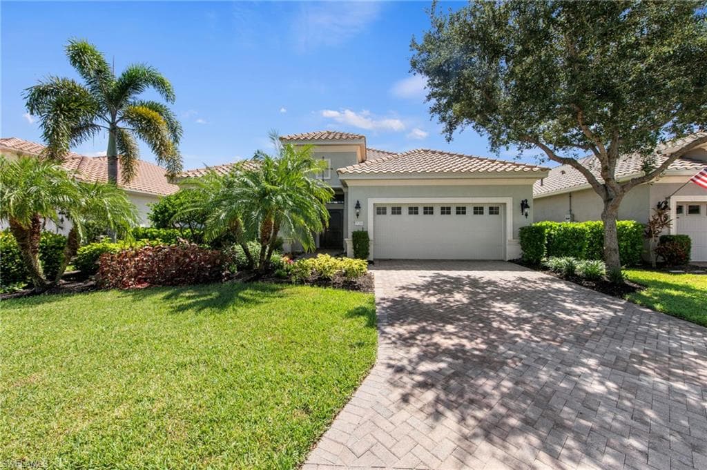 21299 Estero Vista Ct, Estero, photo 2