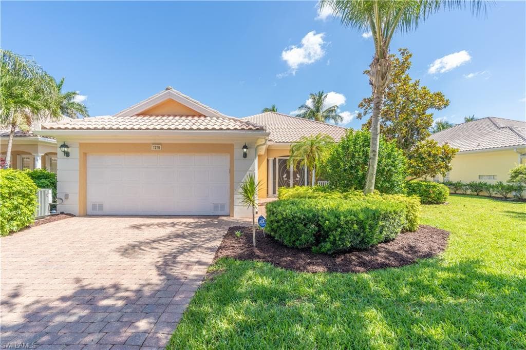 7319 Donatello Ct, Naples