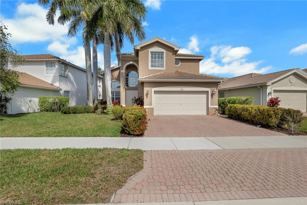 2137 Isla De Palma Cir, Naples