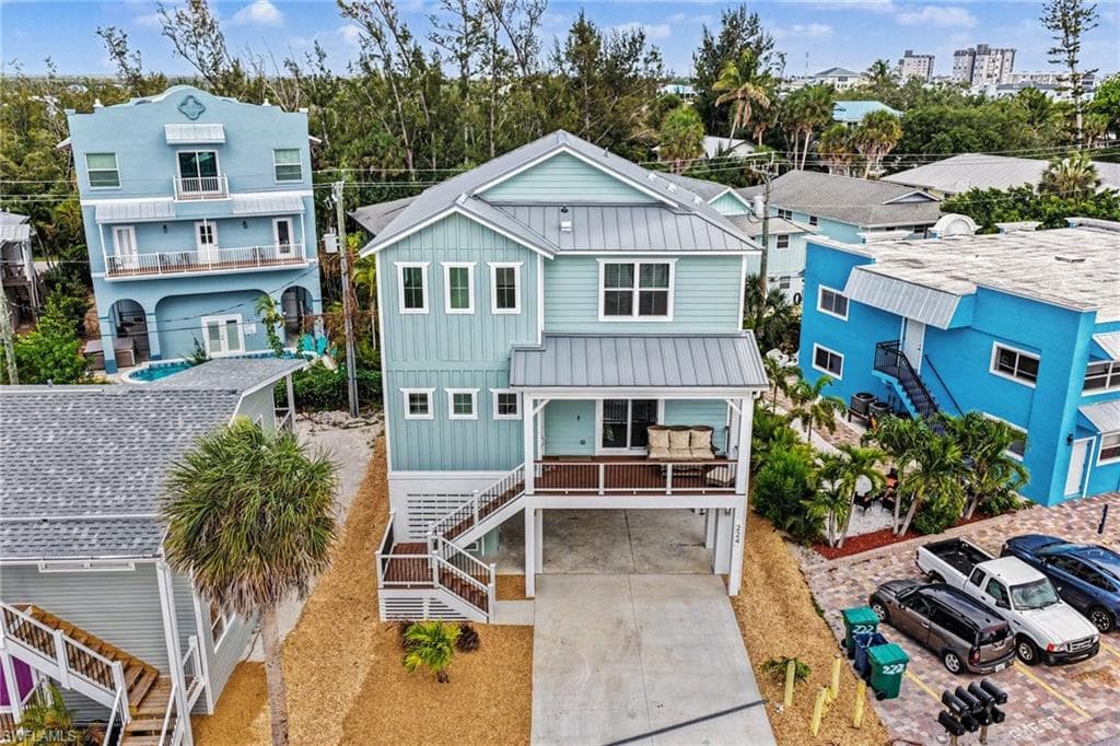 224 Fairweather Ln, Fort Myers Beach, photo 2