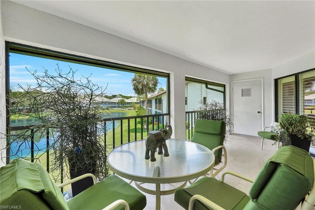 800 Misty Pines Cir #205, Naples