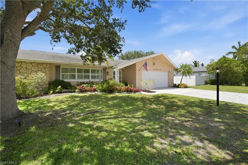 1024 El Mar Ave, Fort Myers, photo 2