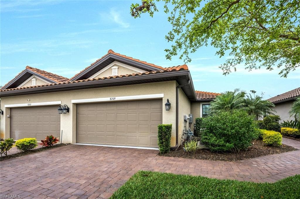 8209 Lucello Ter, Naples, photo 2