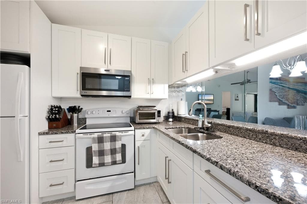 2041 Pine Isle Ln #2041, Naples, photo 2