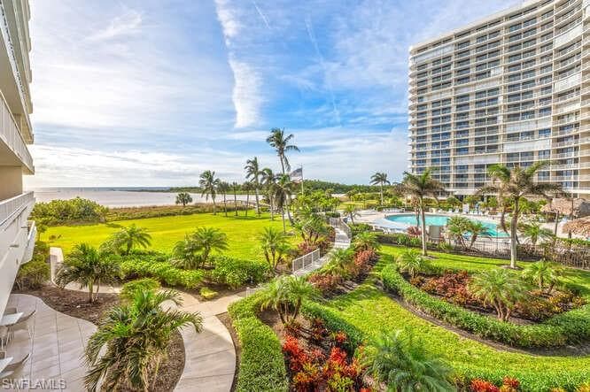 260 Seaview Ct #1-208, Marco Island, photo 2