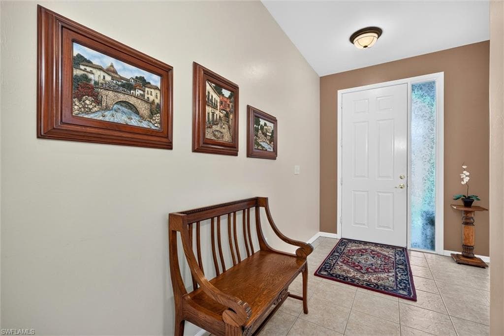11237 Lakeland Cir, Fort Myers, photo 3