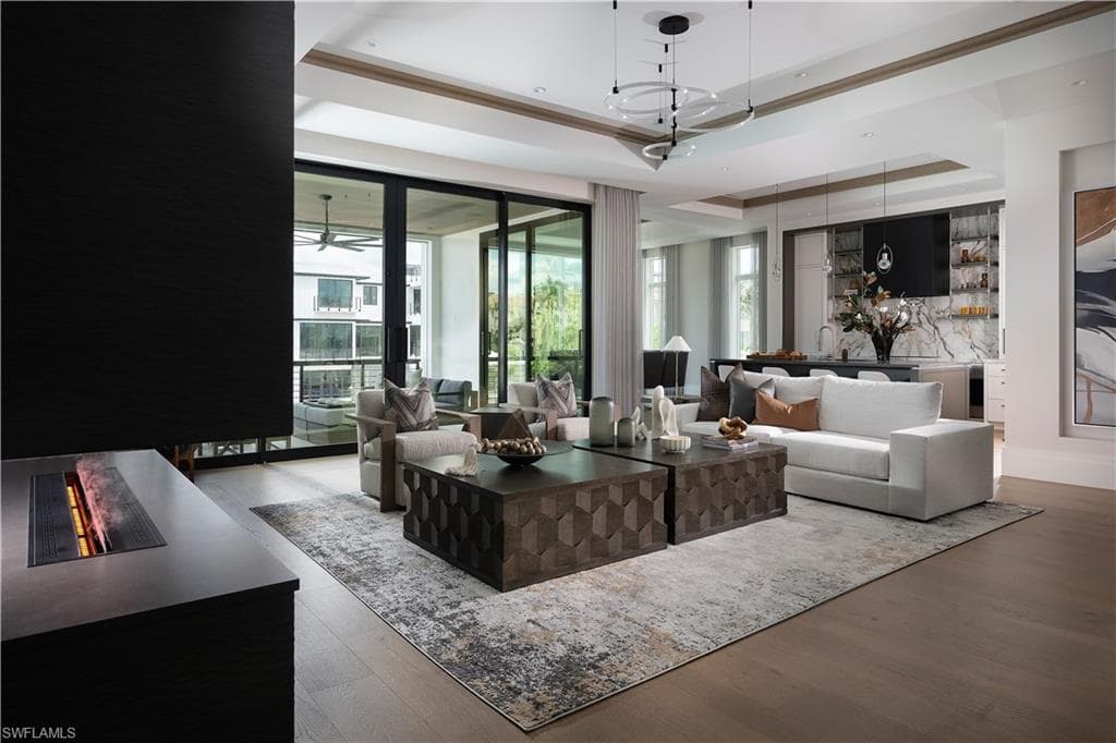 141 Channel Dr, Naples, photo 3