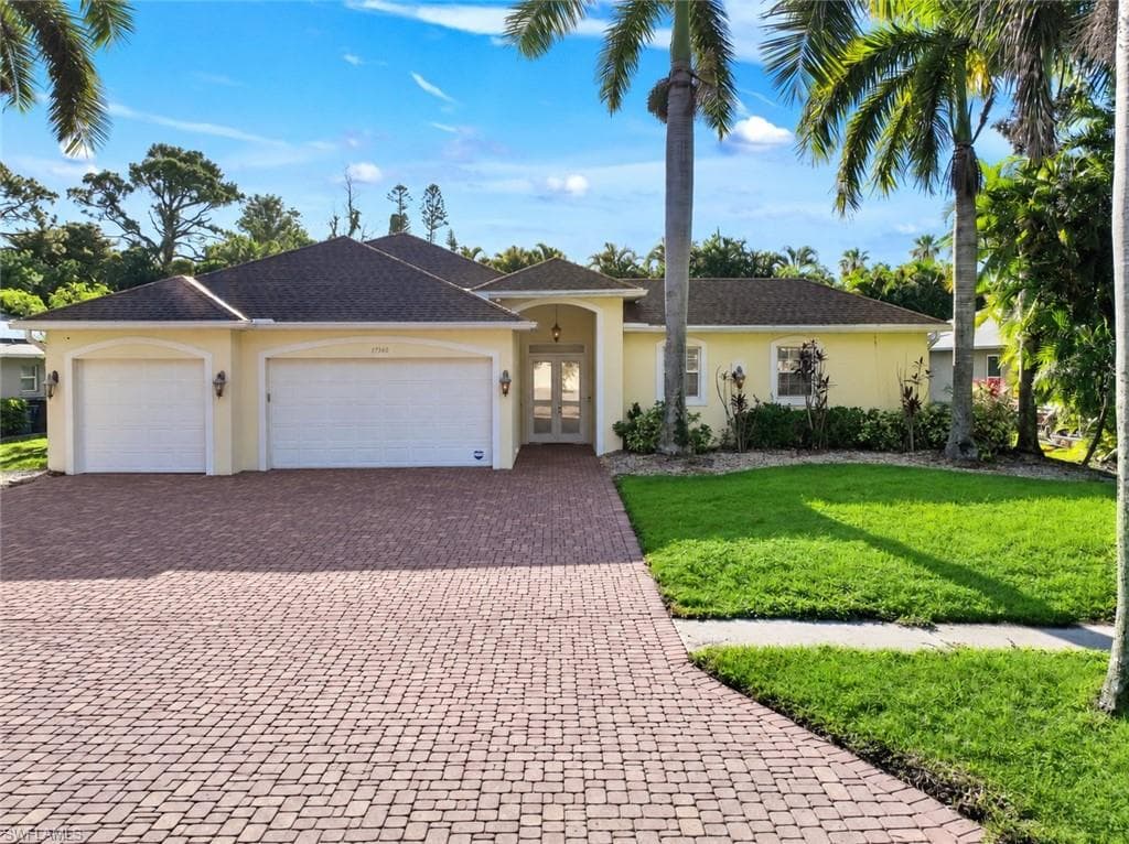 13760 Willow Bridge Dr, North Fort Myers