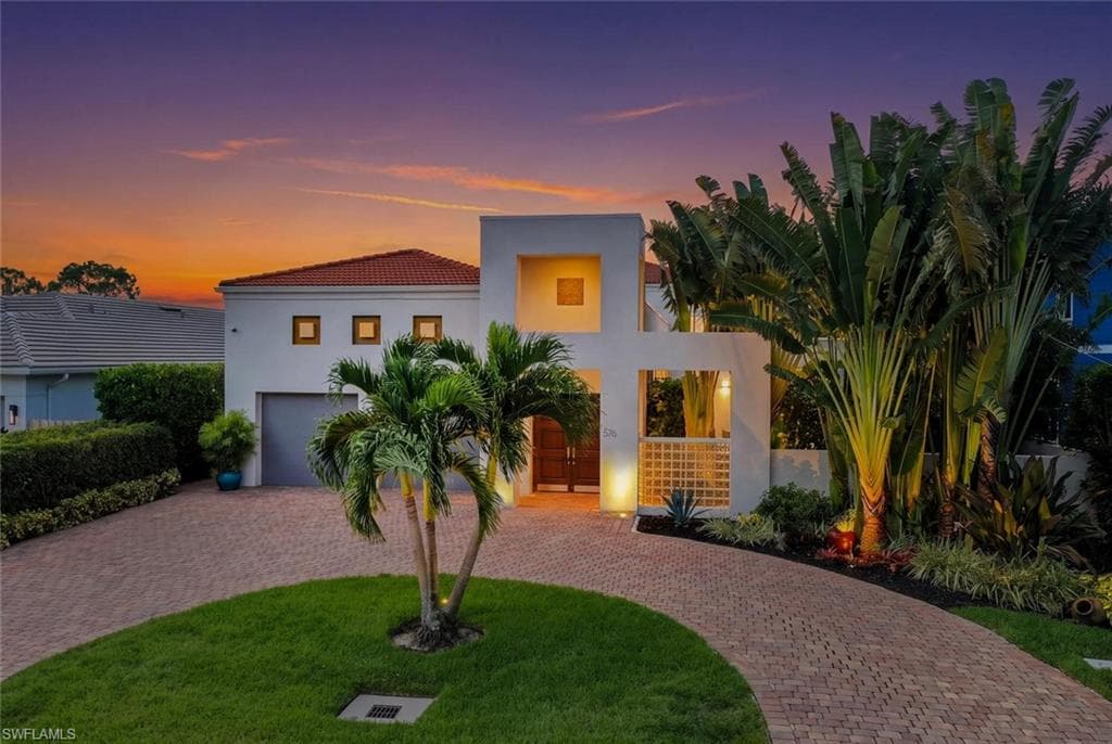 576 96th Ave, Naples, photo 2