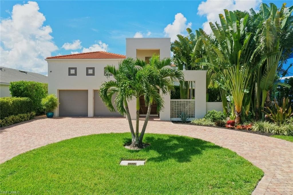 576 96th Ave, Naples