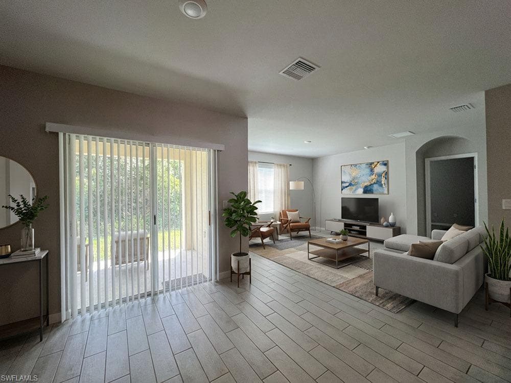 230 Nicholas Pkwy, Cape Coral, photo 2