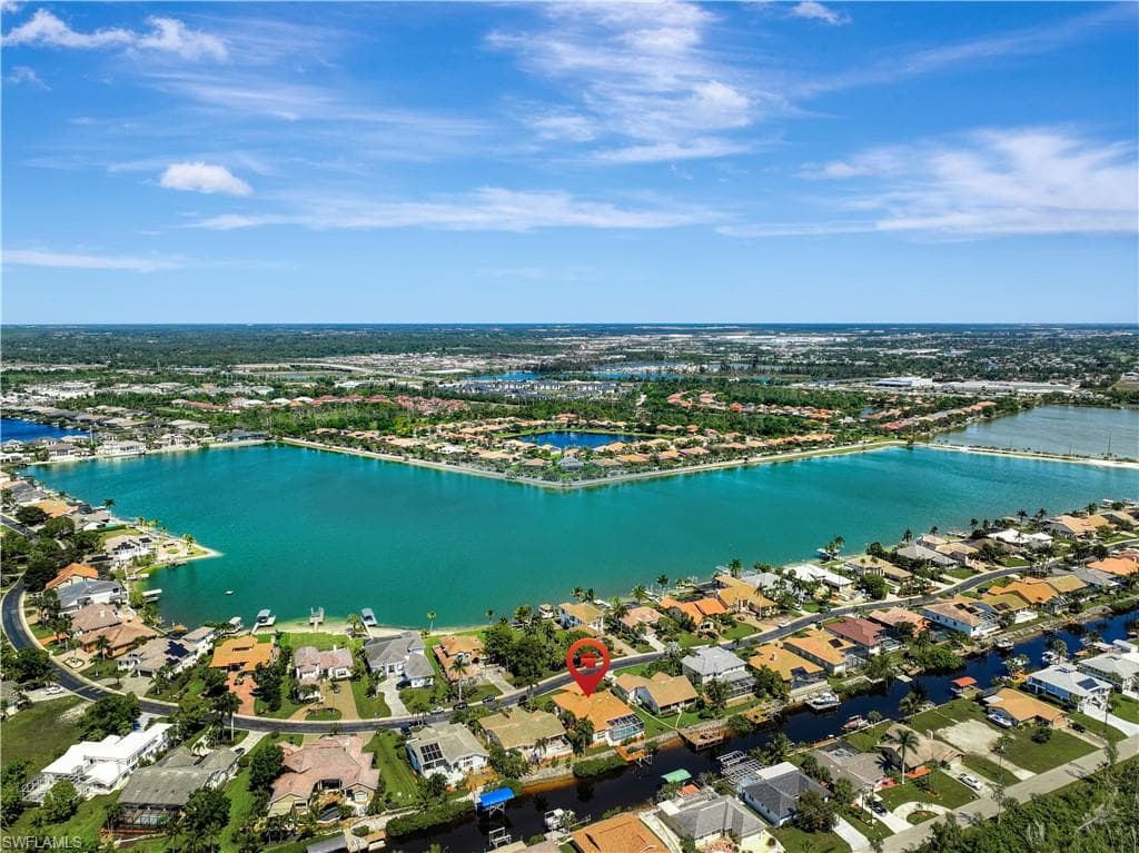 5561 Harborage Dr, Fort Myers