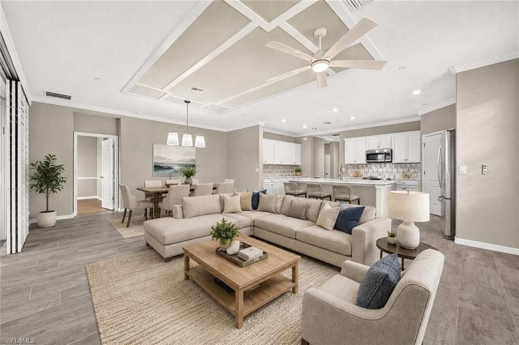 16279 Bonita Landing Circle, Bonita Springs, photo 2