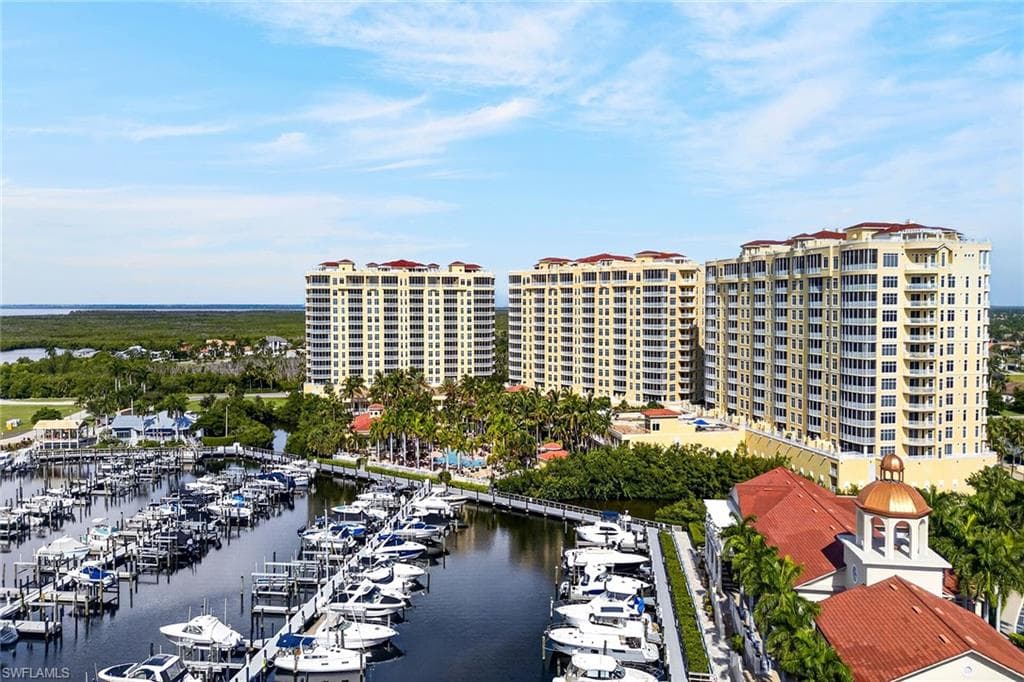 6081 Silver King Blvd #302, Cape Coral