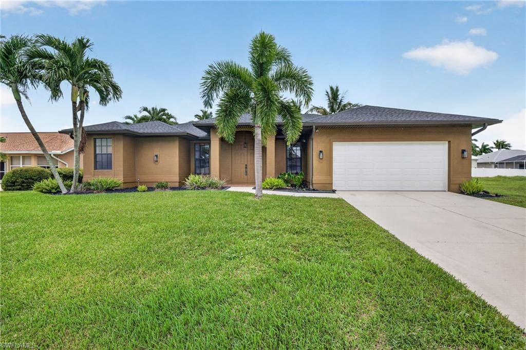 4914 25th Ct, Cape Coral