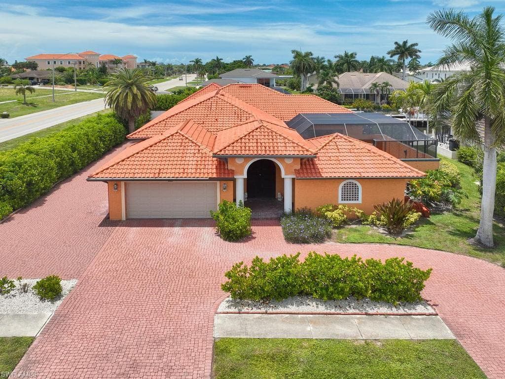 10 Anchor Ct, Marco Island, photo 2