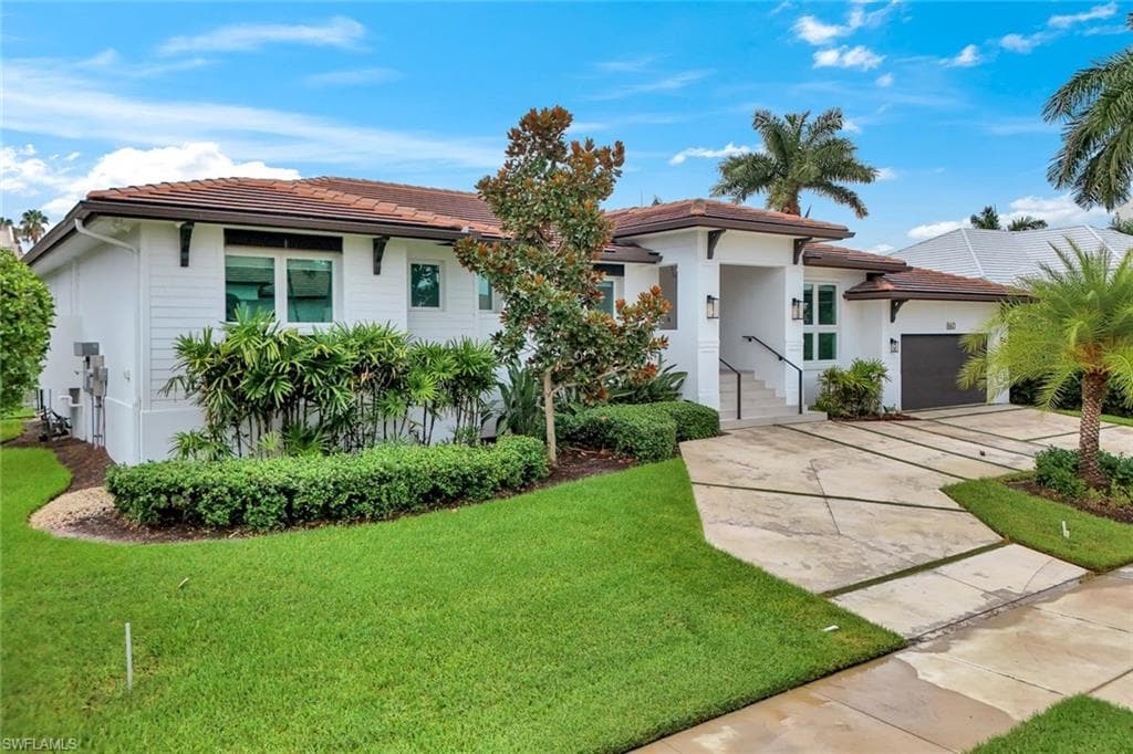 860 Partridge Ct, Marco Island, photo 2