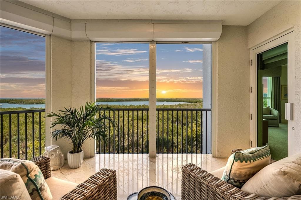 285 Grande Way #503, Naples, photo 3