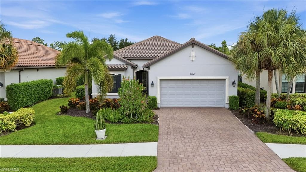 23729 Pebble Pointe Ln, Estero
