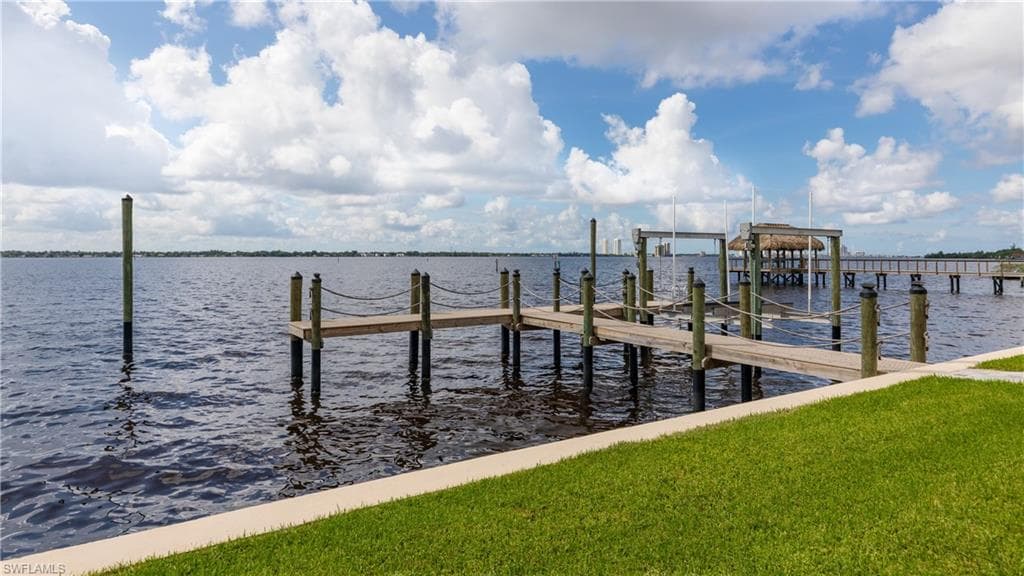 15475 Admiralty Cir, North Fort Myers, photo 3