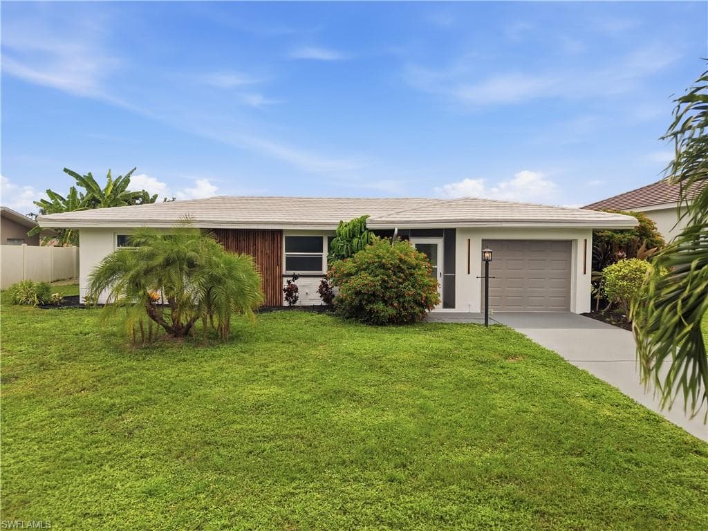 3106 18th Pl, Cape Coral