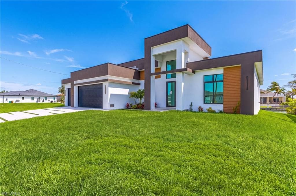 1503 38 Ave, Cape Coral, photo 2