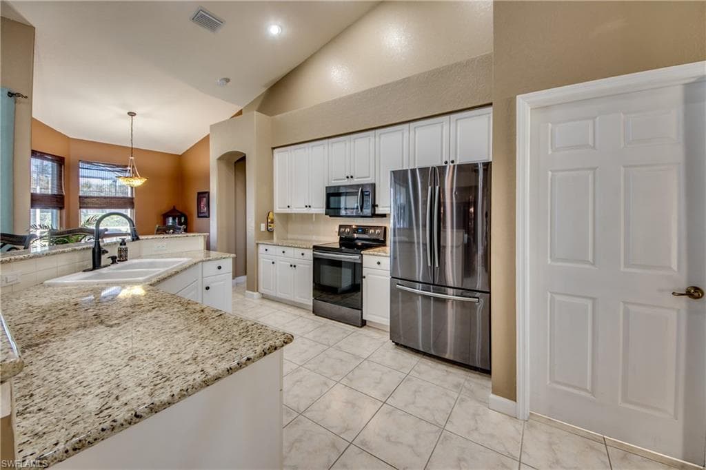 14008 Shimmering Lake Ct, Fort Myers, photo 2