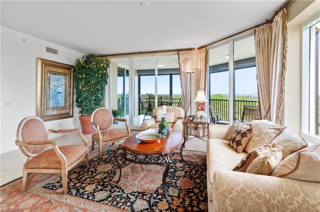 23650 Via Veneto Blvd #404, Estero, photo 2