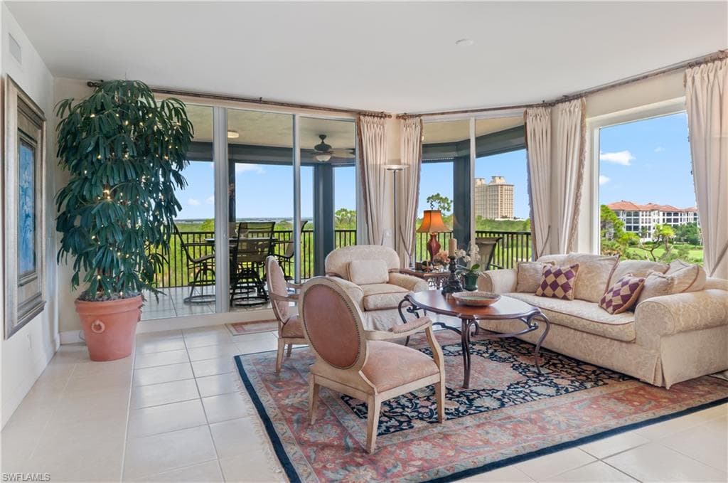 23650 Via Veneto Blvd #404, Estero, photo 3
