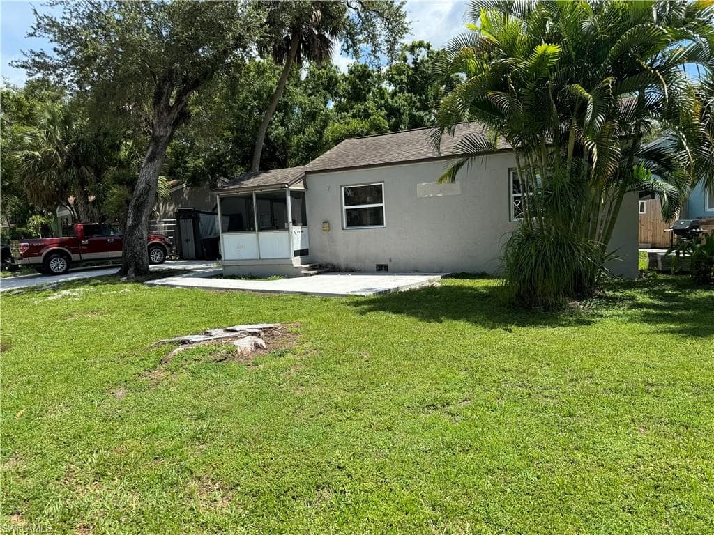 2060 Bayside Pkwy, Fort Myers, photo 2