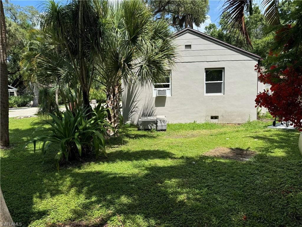 2060 Bayside Pkwy, Fort Myers, photo 3
