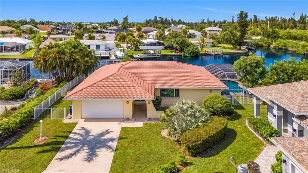 12088 Boat Shell Dr, Matlacha Isles