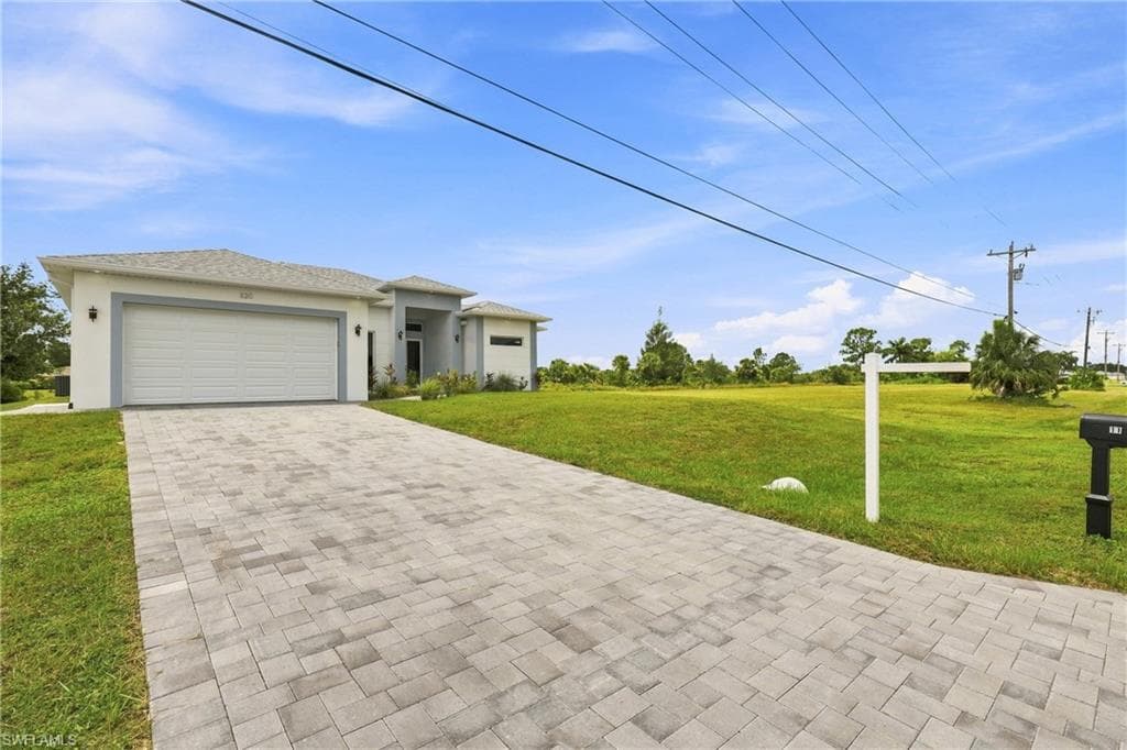 1120 32nd Ln, Cape Coral, photo 3