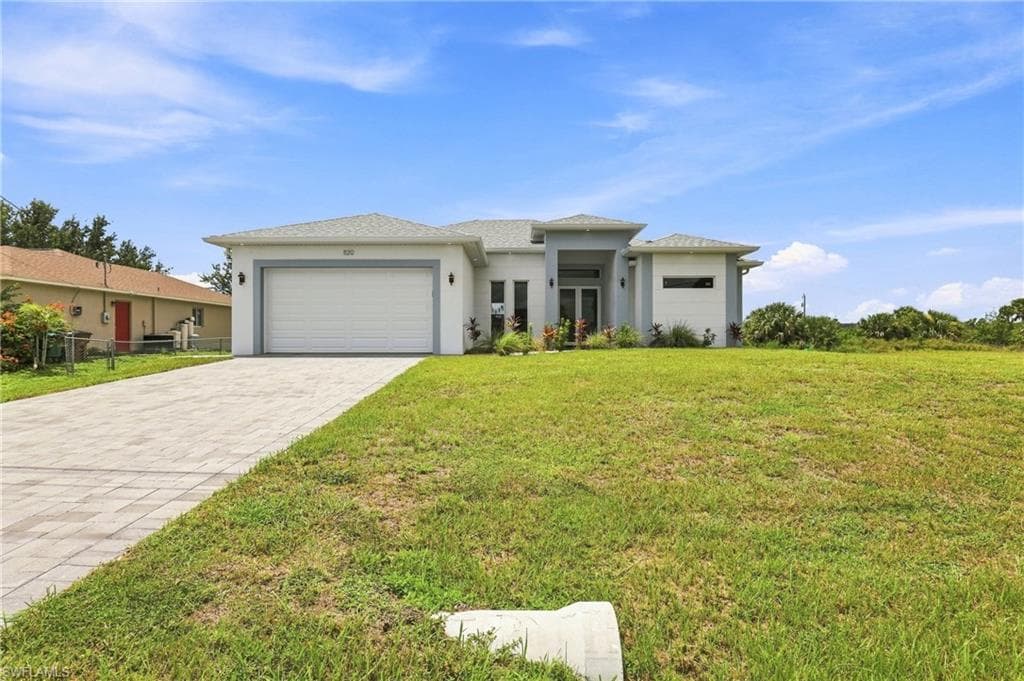 1120 32nd Ln, Cape Coral