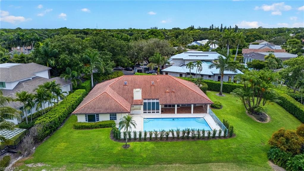 700 Hollybriar Ln, Naples, photo 3