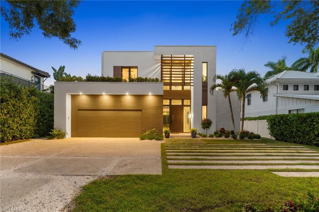 376 1st Ave, Naples, photo 2