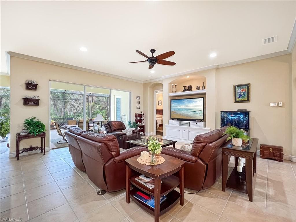 3290 Shady Bend Way, Fort Myers, photo 2