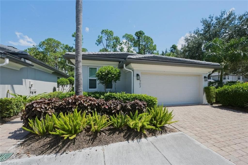 1903 Tarpon Bay Dr #134, Naples
