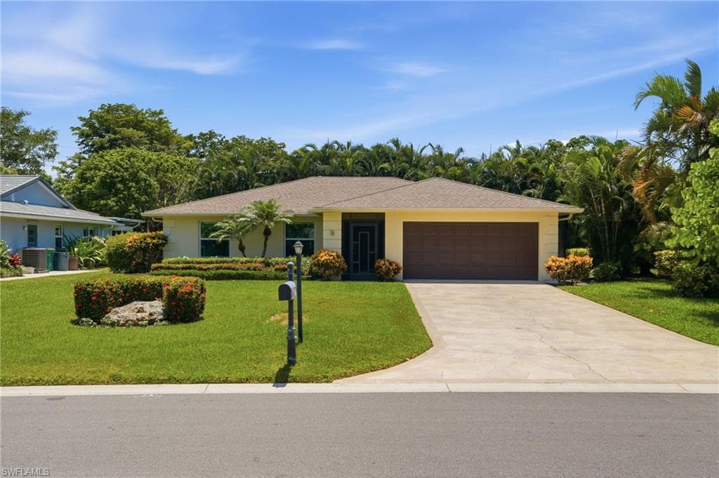 4601 Evergreen Lake Rd, Naples