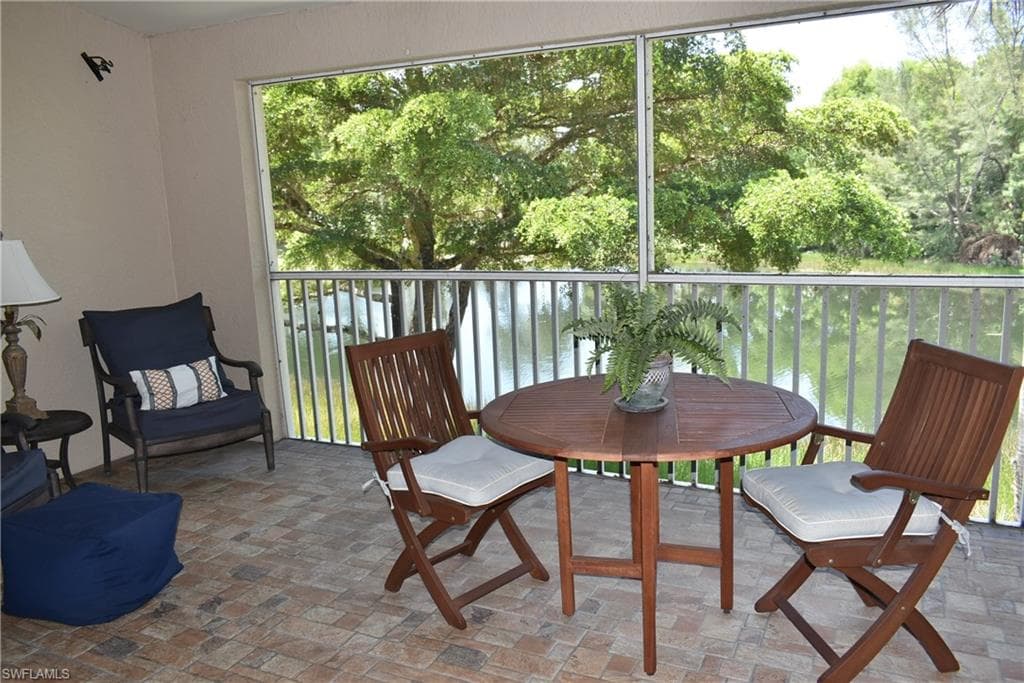 354 Dover Pl #202, Naples, photo 2