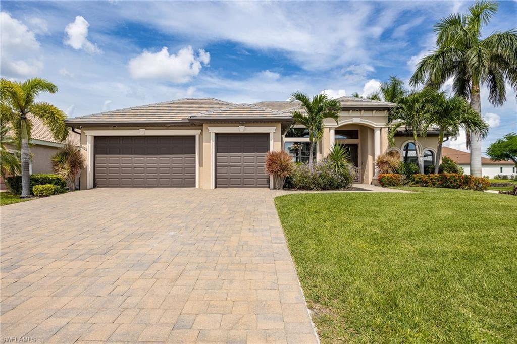 2522 27th Ave, Cape Coral